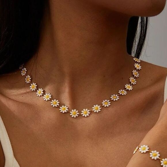 Daisy Chain Necklace A1337 - Picture 1 of 4